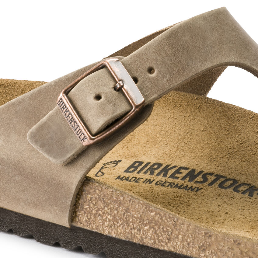 Birkenstock Gizeh Oiled Leather Tobacco Brown